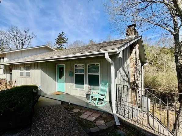 6 Unami Trl, Cherokee Village, AR 72529