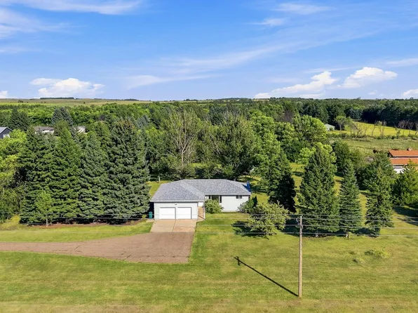 2605 Kent Dr, Bismarck, ND 58503