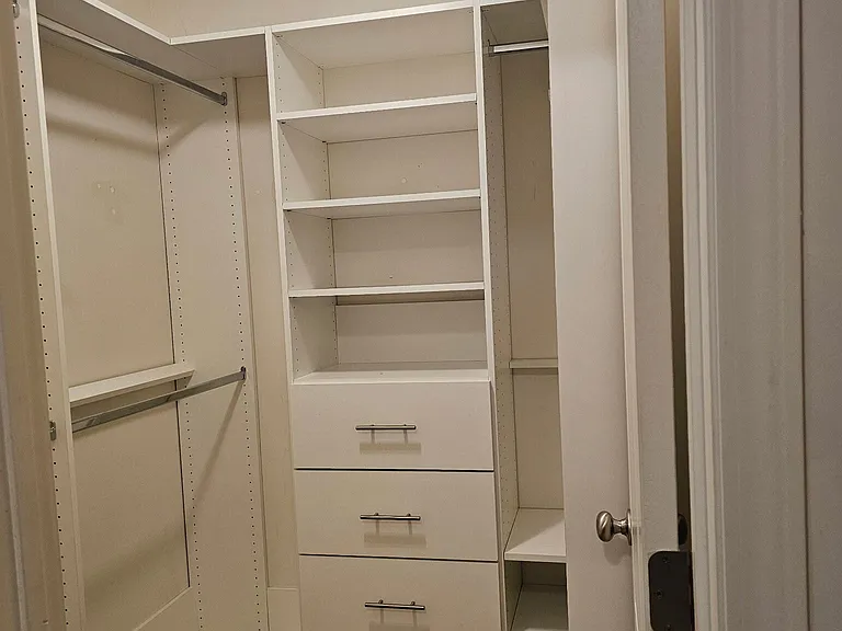 7823 Canterbury Ct — Photo 10