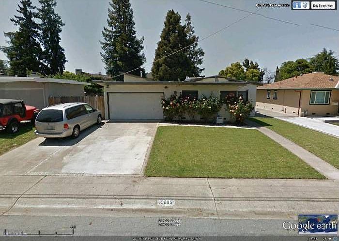 15205 Dickens Ave