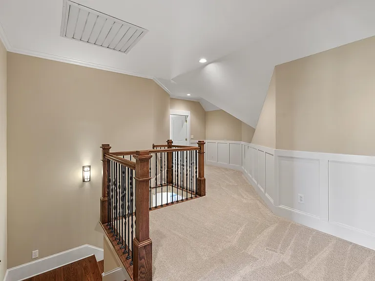 130 Iron Horse Dr — Photo 55