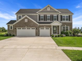 9195 Sherwood Ct, Saint John, IN 46373