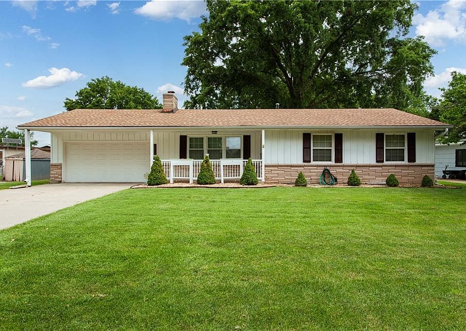 1st image of 18200 Hanthorne Dr