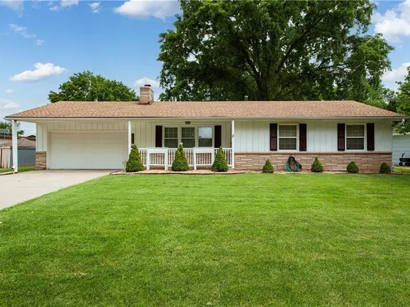 18200 Hanthorne Dr, Independence, MO 64057