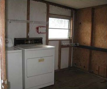 4th image of 4124 Grove Pl
