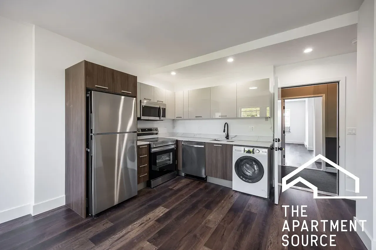 2 bed, 1000 sqft, $2,695 — Photo 2