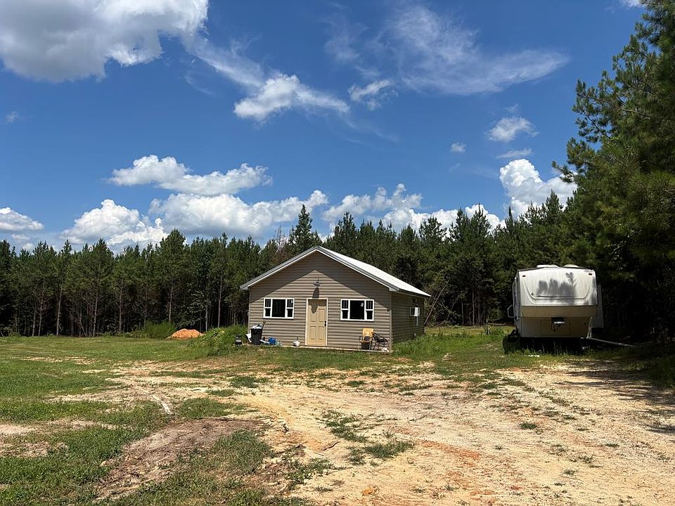 1st image of 401 County Road 2401