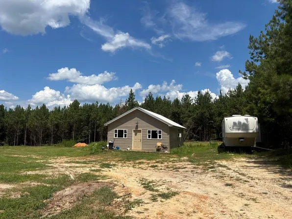 401 County Road 2401, Goshen, AL 36035