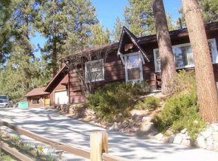 39312 Mohawk Dr, Fawnskin, CA 92333