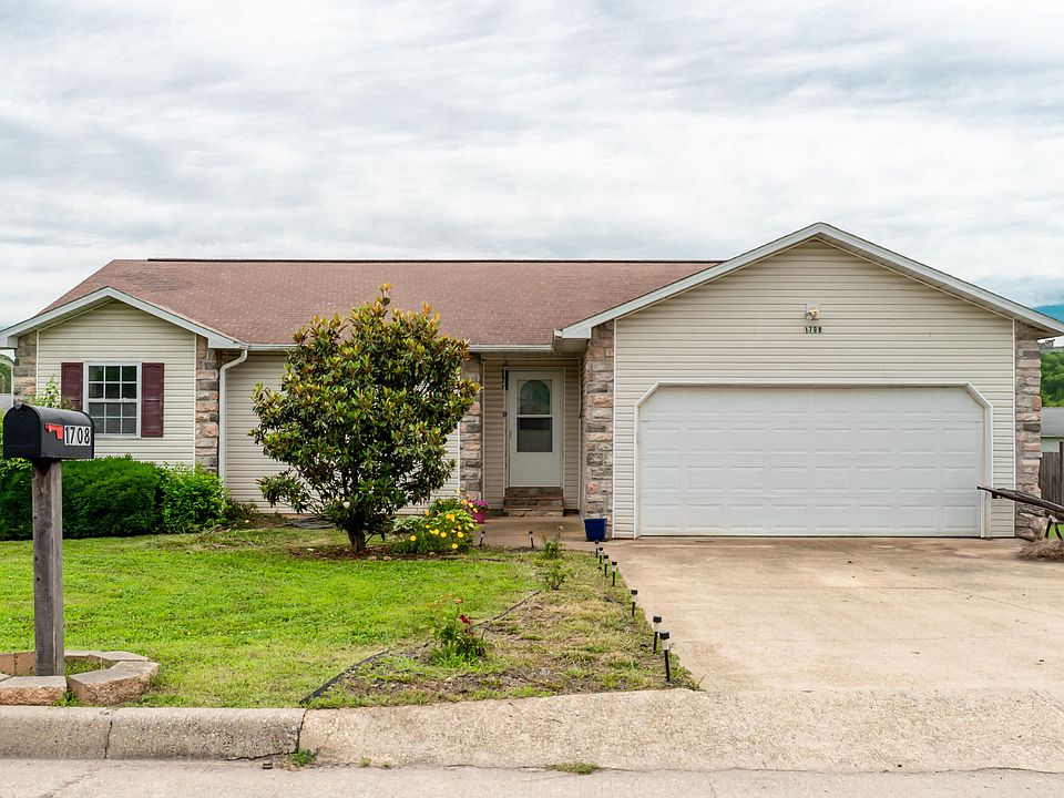 1st image of 1708 Tiffany Street