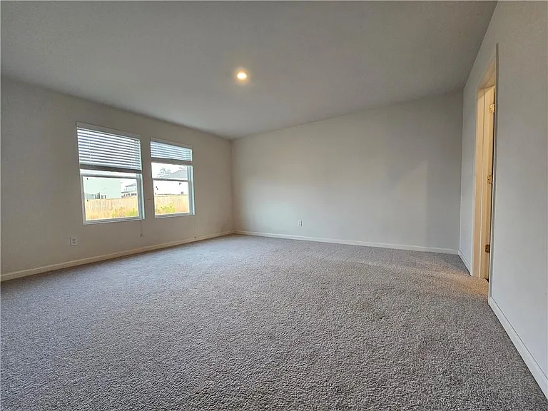 504 Pemberton St — Photo 19