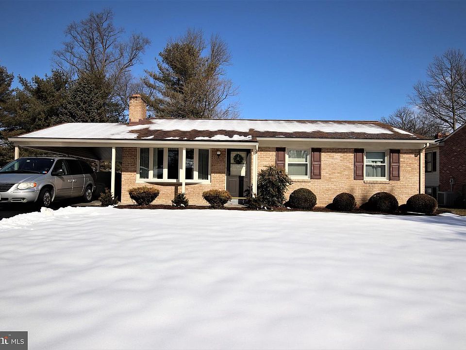 1st image of 10708 Oak Forest Dr