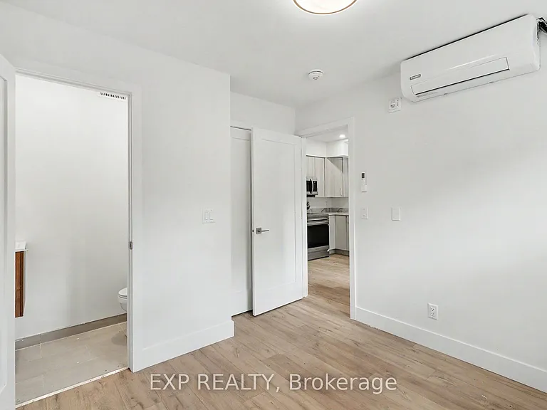 61 Pinehurst Ave #A — Photo 15