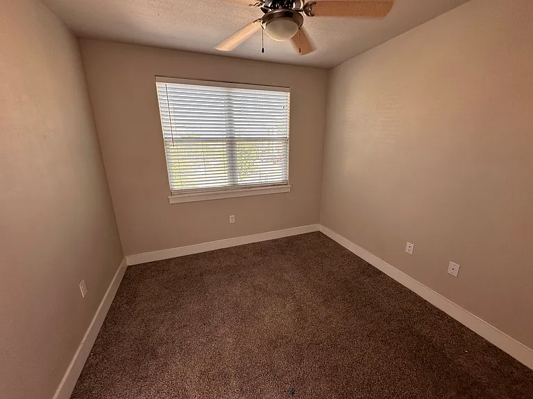 6011 Grissom Rd #5-2 — Photo 33
