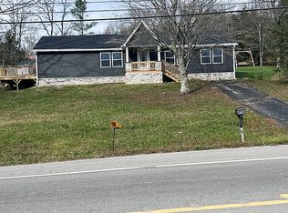 2680 Richmond Rd, Irvine, KY 40336