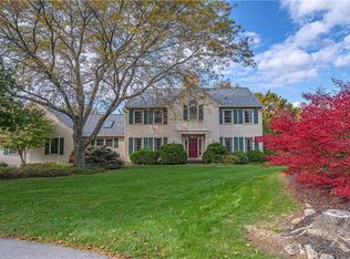 4603 Commonwealth Dr, Emmaus, PA 18049