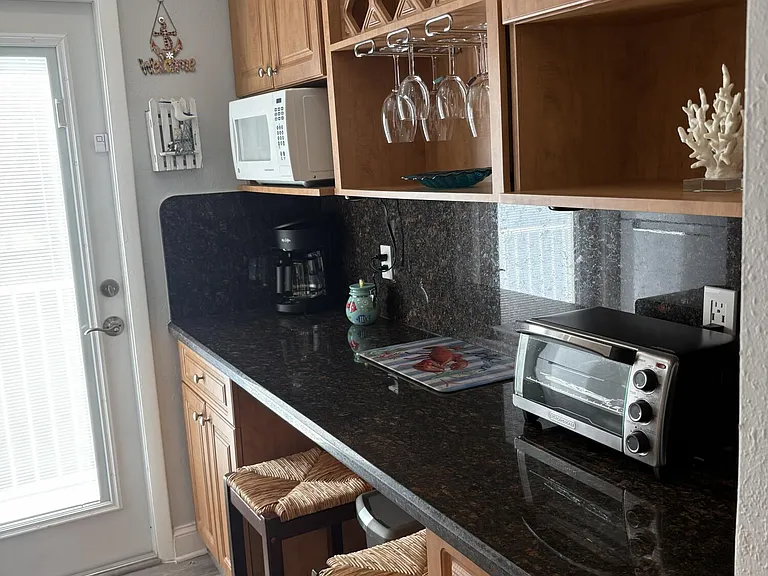315 Van Buren St #203B — Photo 7