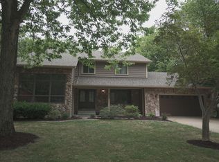 612 Goldfinch Ln, Troy, IL