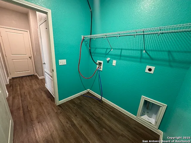 8607 Rock Mdw — Photo 21