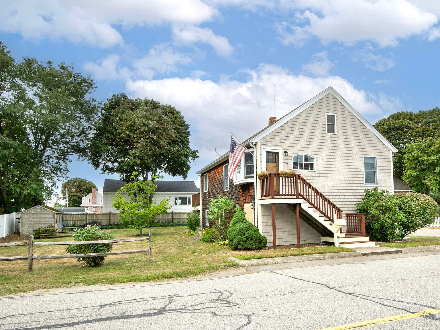 2 bed, 1877 sqft, $3,300 — Photo 2