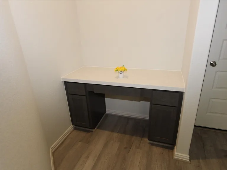 27802 Western Creek Ct — Photo 33