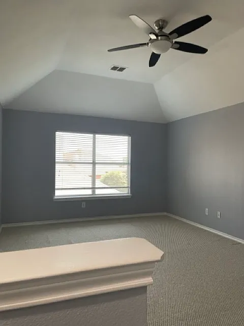 4 bed, 2461 sqft, $2,895 — Photo 4