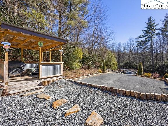 5th image of 7816 Huskins Drive