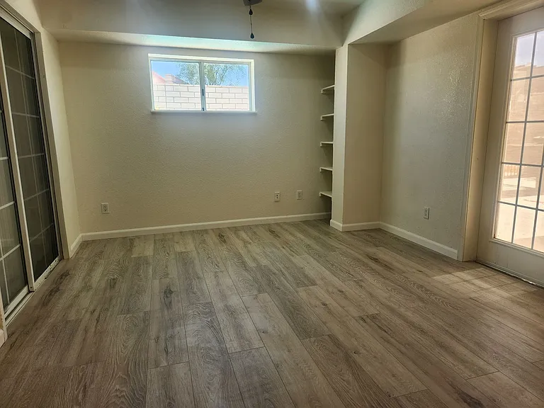 3660 Catalina Dr — Photo 12