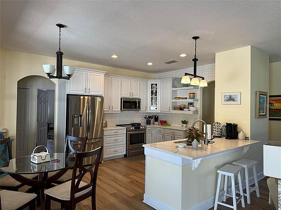 2nd image of 2127 Bristol Grande Way