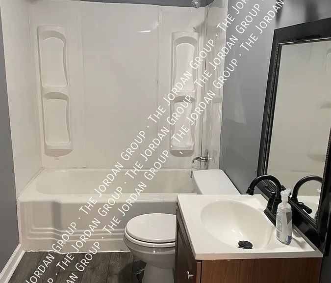 608 Greenwood Ave #3 — Photo 9