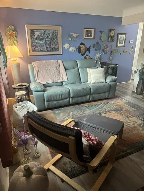 3 bed, 1750 sqft, $1,000 — Photo 2