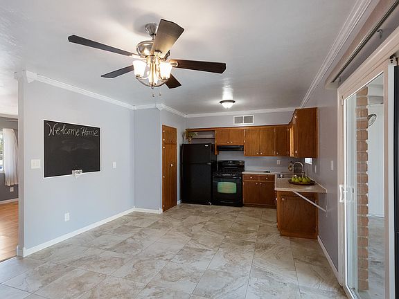 2nd image of 3023 N Winstel Blvd