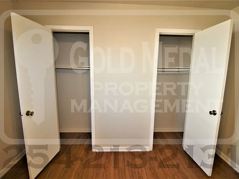922-932 Jr Ct — Photo 7