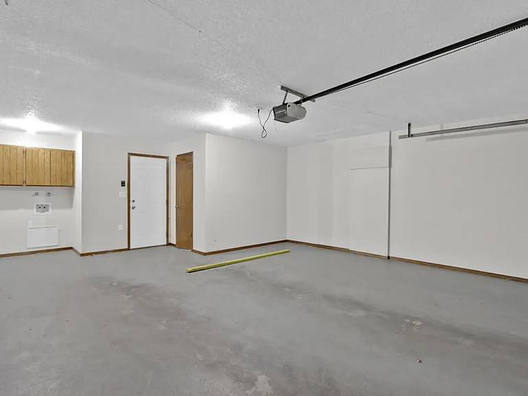 730 N Resler Dr #B — Photo 28