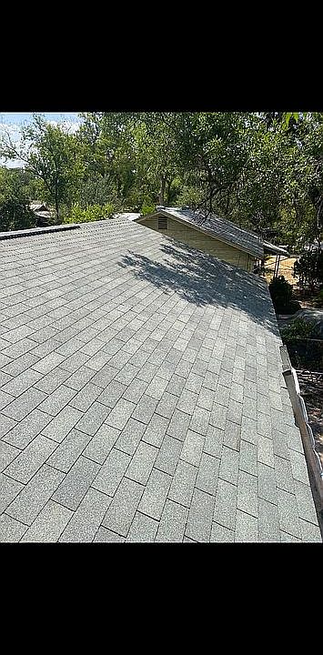 2nd image of 412 Alta Sita St