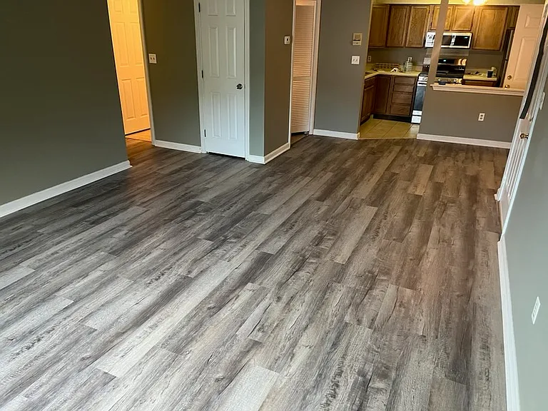 Living and kitchen area