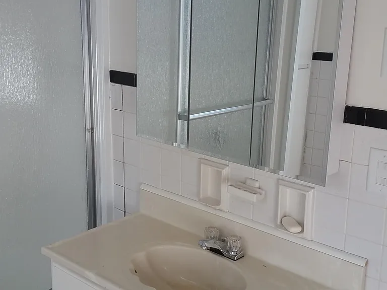 172 Cedarwood Ter — Photo 6