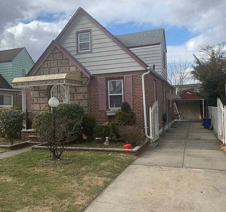 2nd image of 116-18 230th St