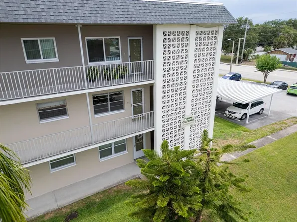 5720 13th Ave N APT 207B, Saint Petersburg, FL 33710