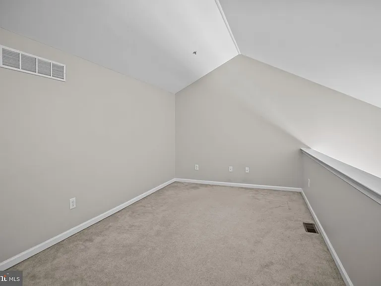 618 Songbird Ct #177 — Photo 14