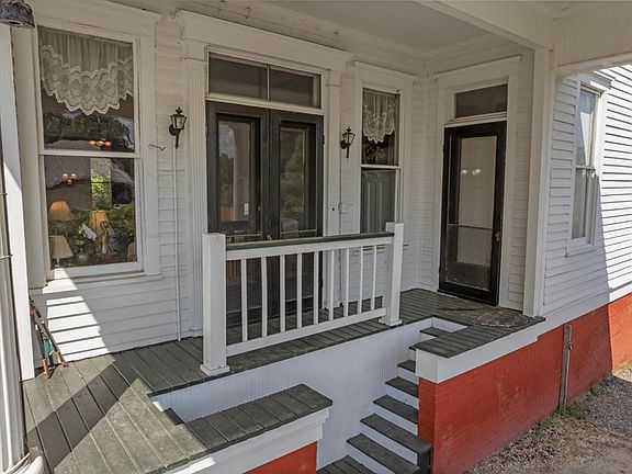 300 N Dooly St, Montezuma, GA 31063 | Zillow