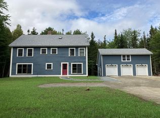 52 Cross Rd, Hancock, ME 04640