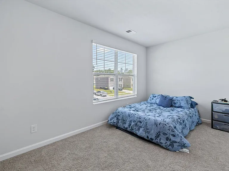 117 Azure Dr — Photo 13