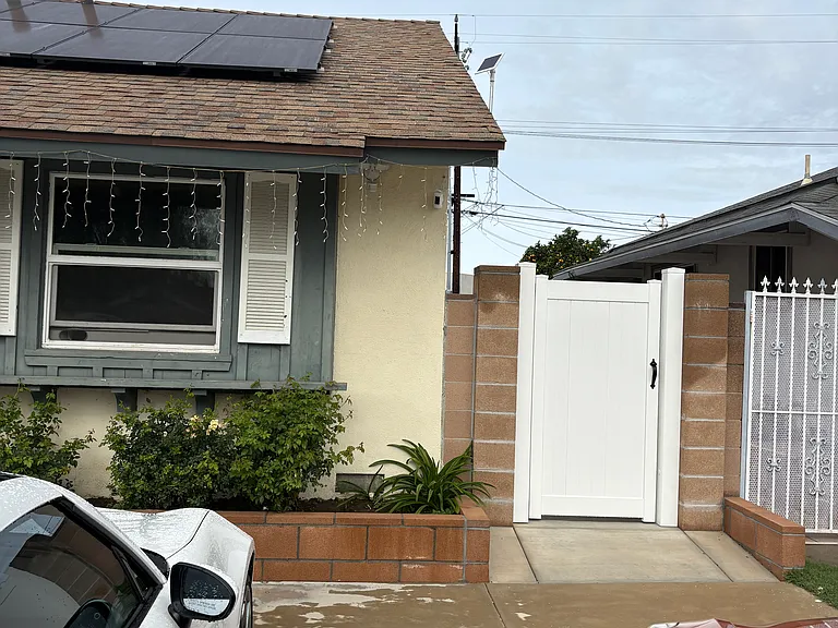 2507 Clarke Ave — Photo 7