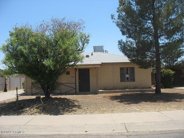1st image of 1923 W Mulberry Dr