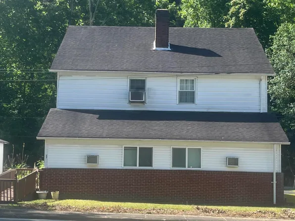 249 W Main St, Lynch, KY 40855
