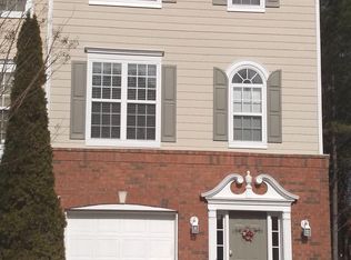 3975 Howell Park Rd #17, Duluth, GA 30096