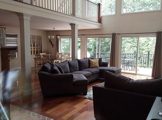 581 Woodland Way, Russell, MA 01071