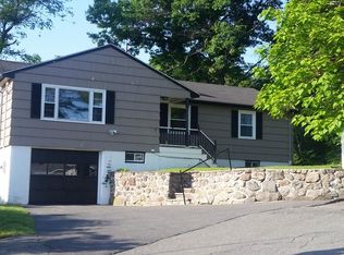 8 Calvin Rd, Lynn, MA 01904