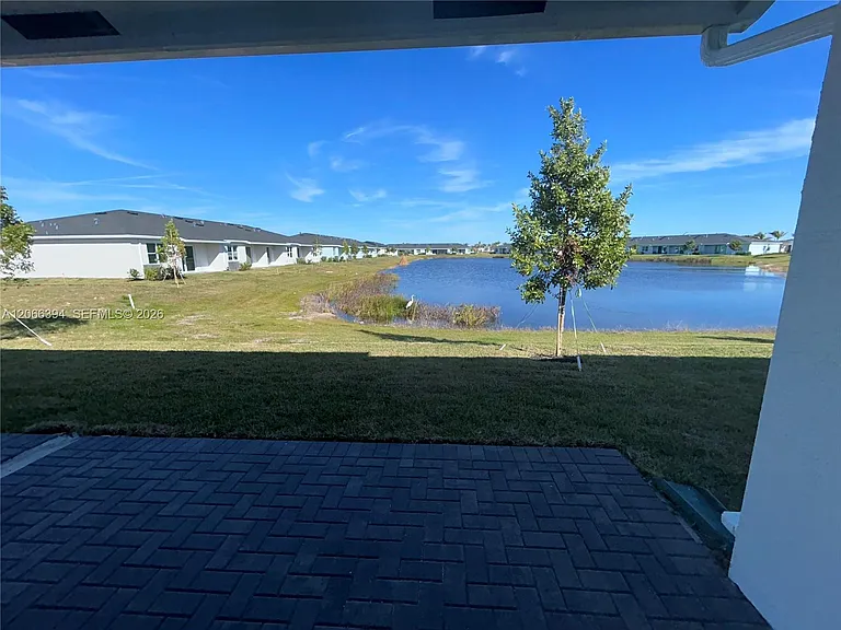 6412 Seabright Ter — Photo 2